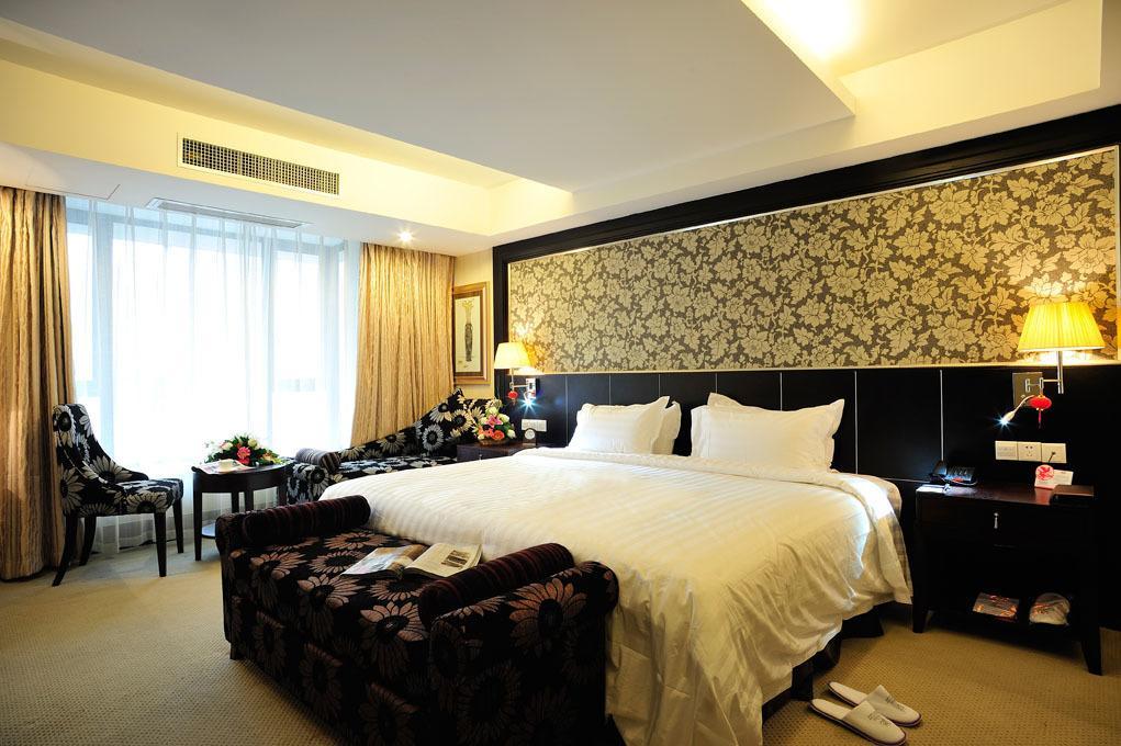 Zhaorui International Hotel Wuhan Esterno foto